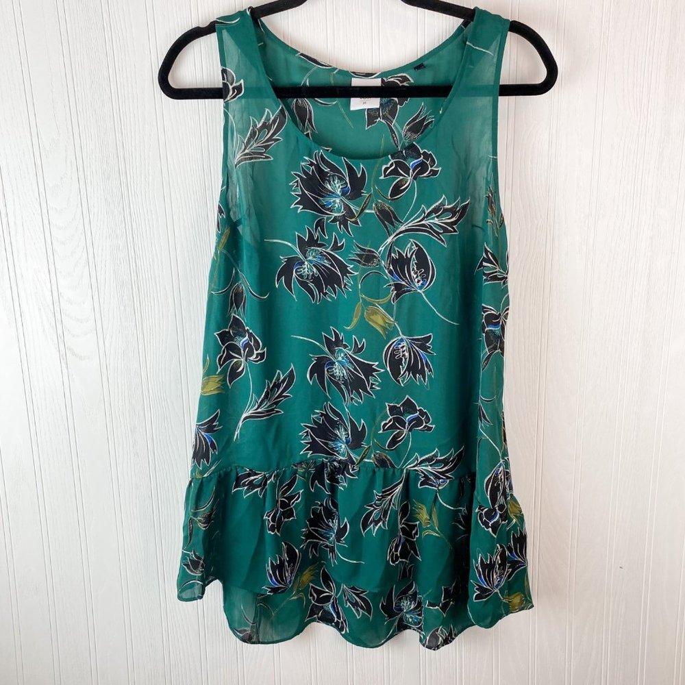 Cabi Green Floral Sleeveless top‎ Ruffle Bottom size Medium